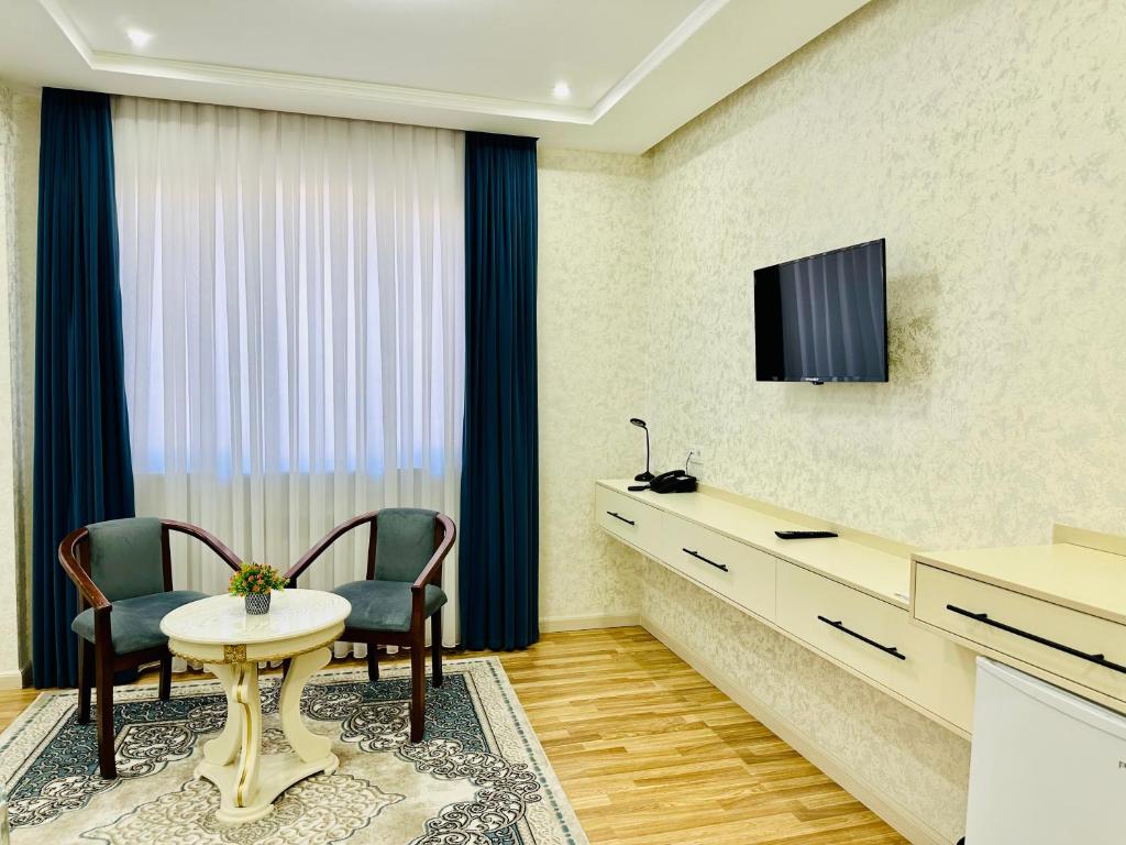 Novza Palace Hotel