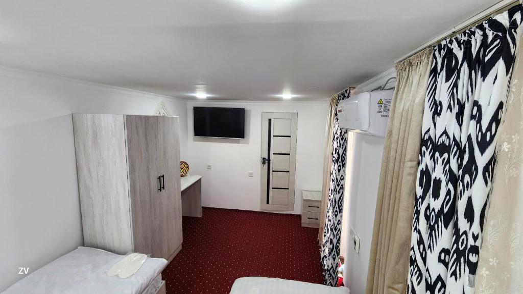 Rayhon Guest House