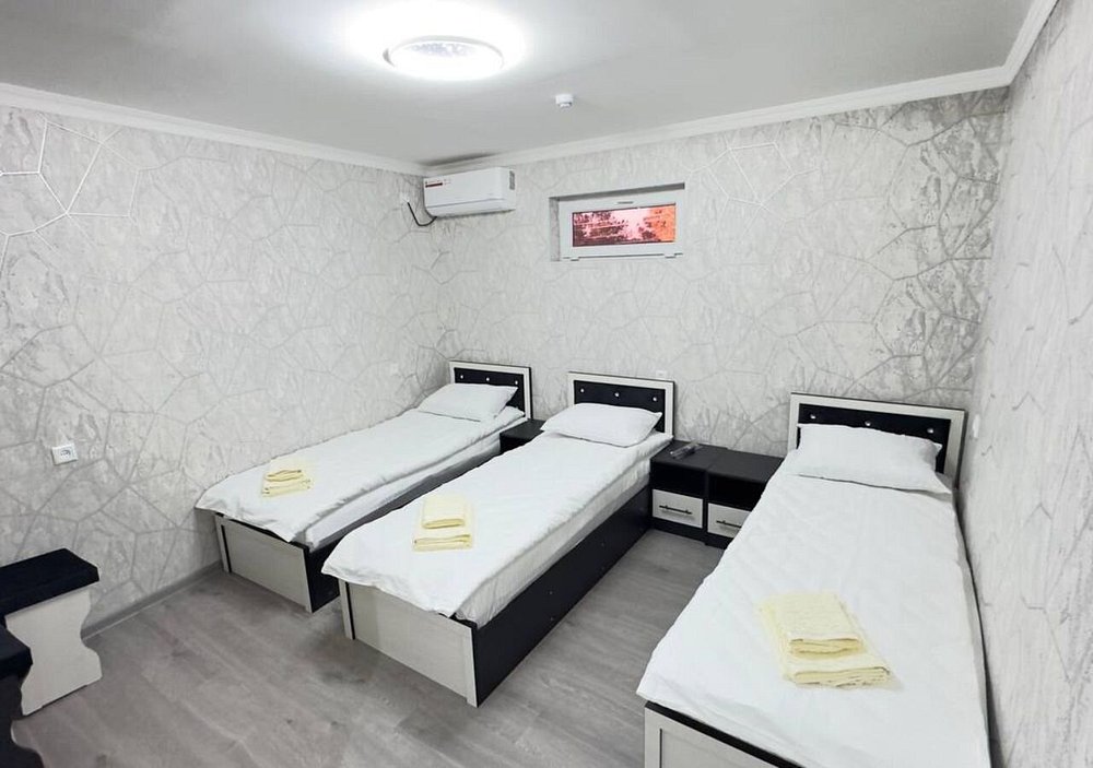 Parvona Hostel