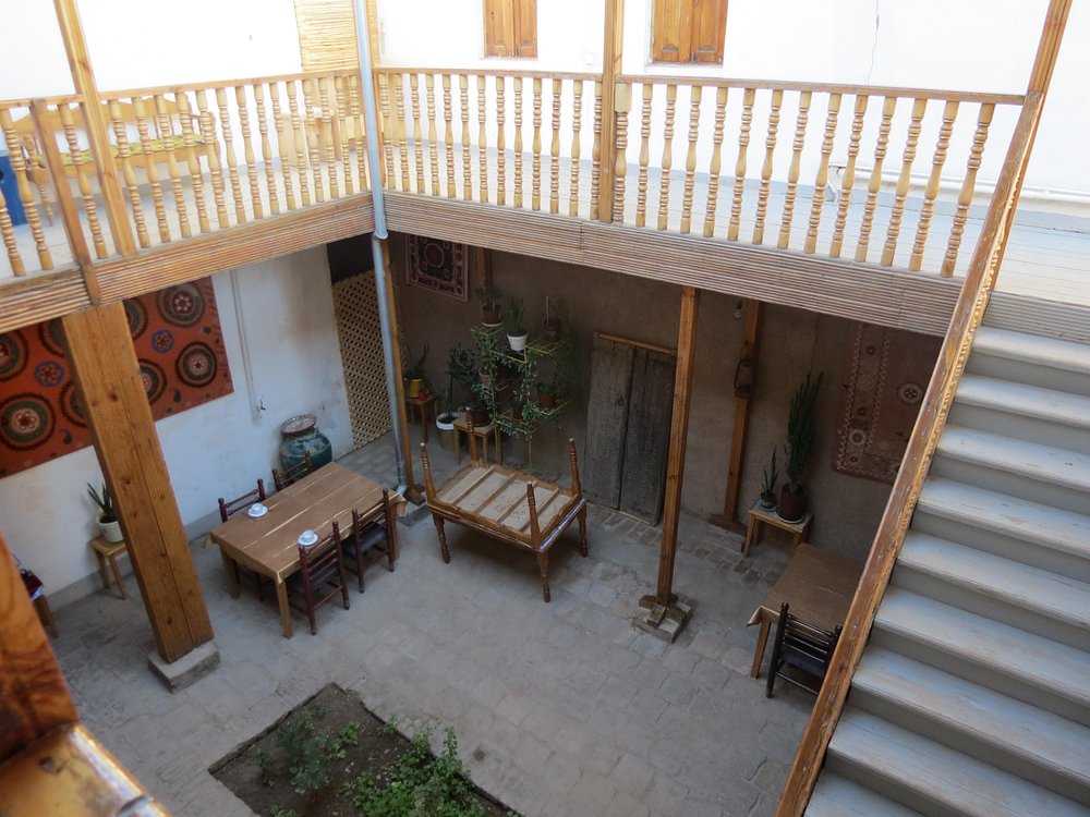 Mirza Boshi Hostel