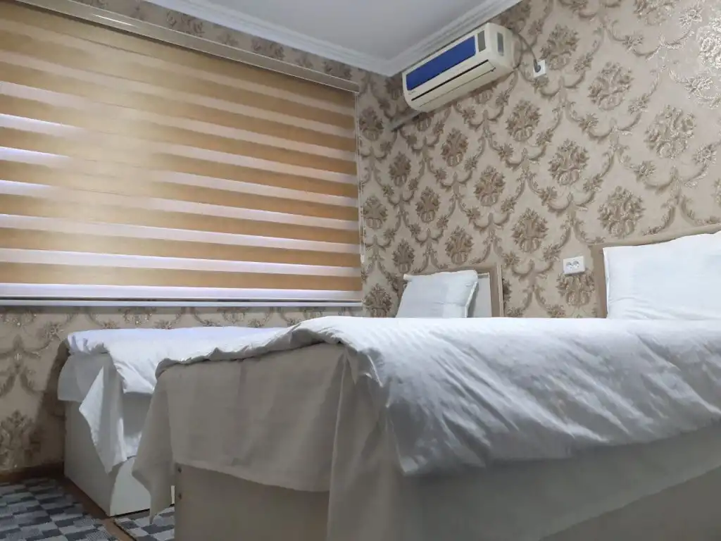 Asdiqa Hotel