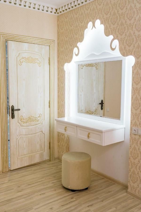 Grand Boutique Hotel