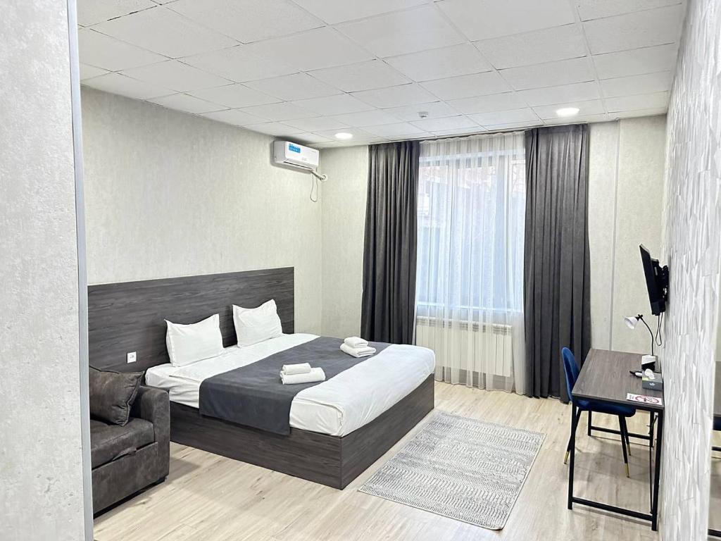 Haziniy Hotel