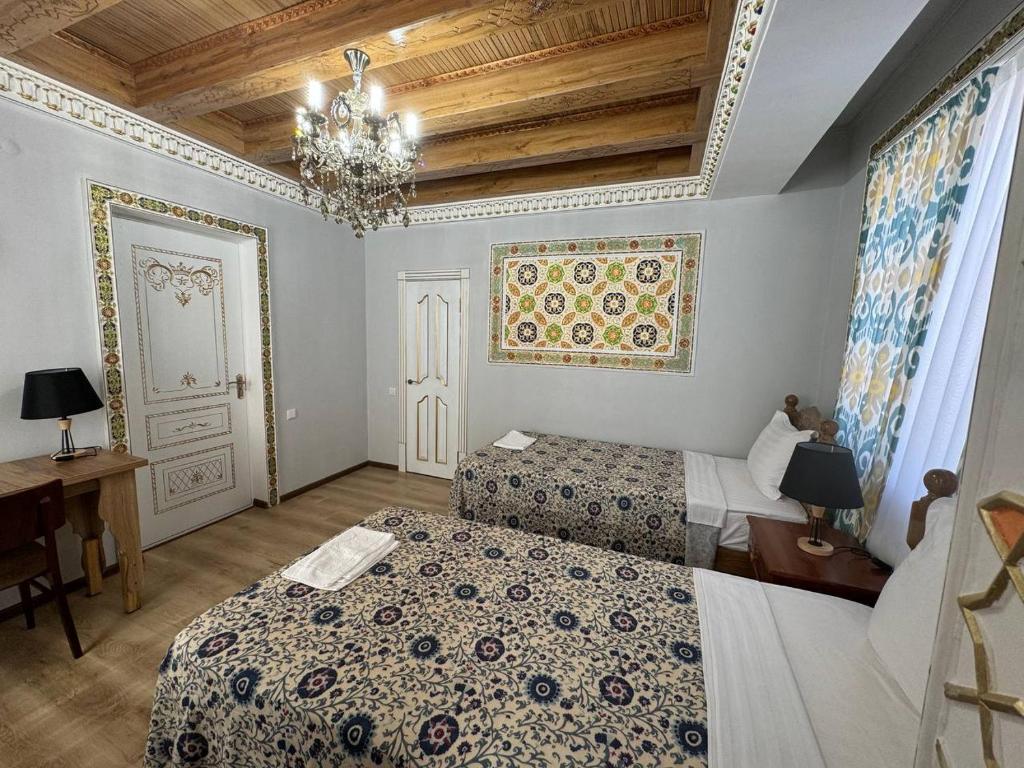 B-House Guest House
