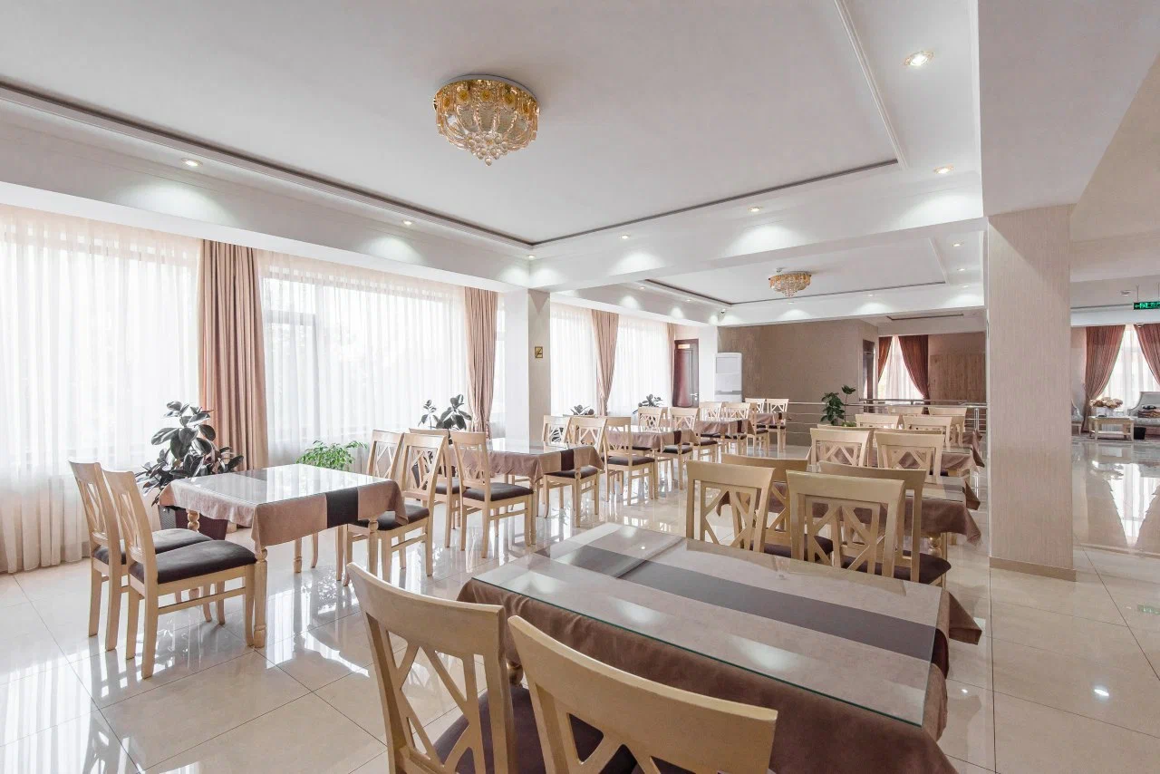 HUMO hotel