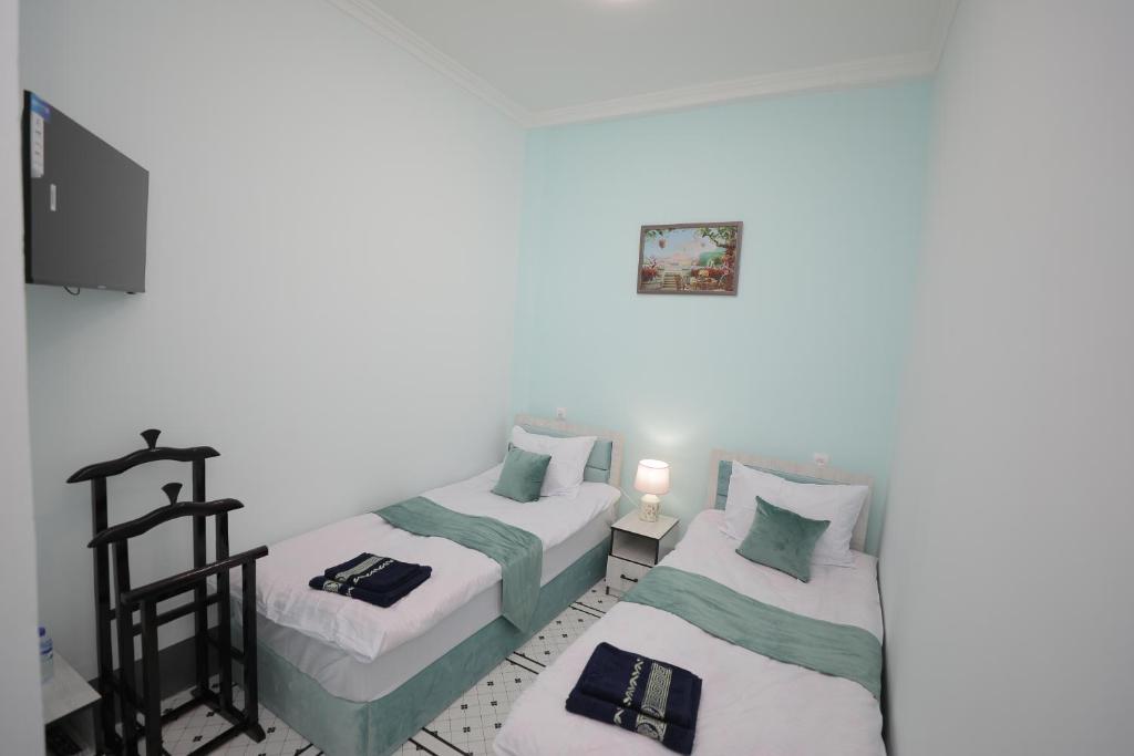 Hotel S & D Hostel
