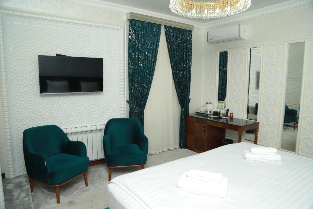 Sandhill Hotel
