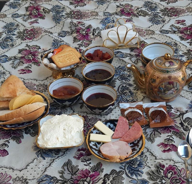 Mekhtarin Guest House