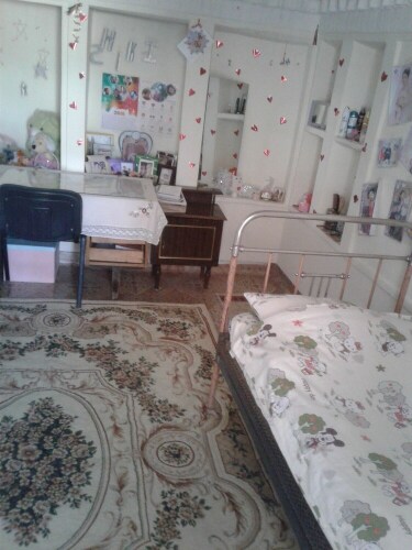 Nodir House