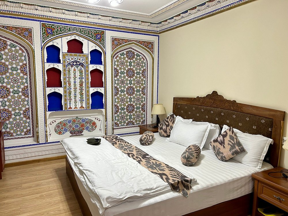 Fatima & Ibragim Hotel