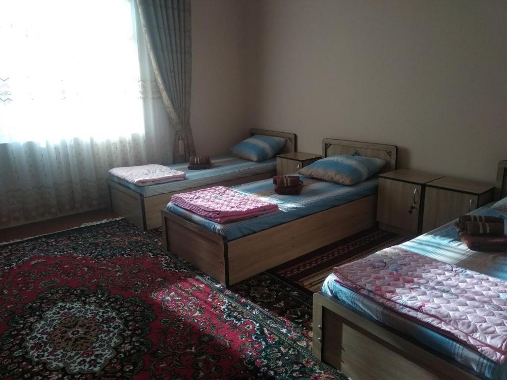 Zuhro guest House