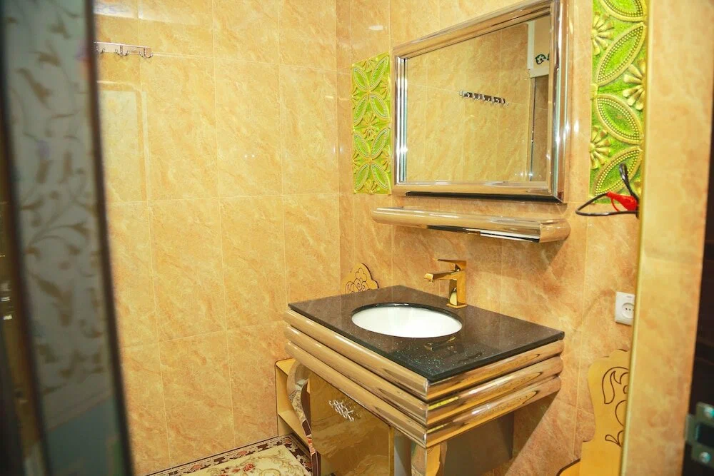 Hotel Hon Saroy