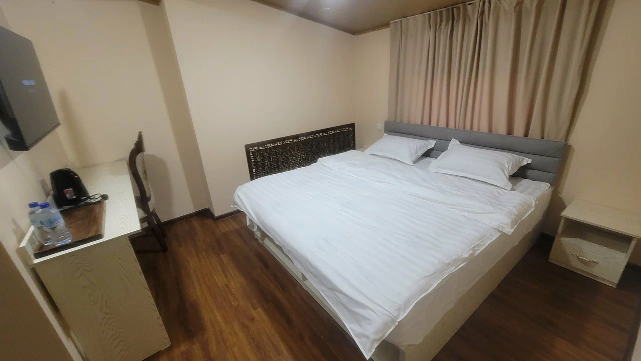 7 Days Home Hotel