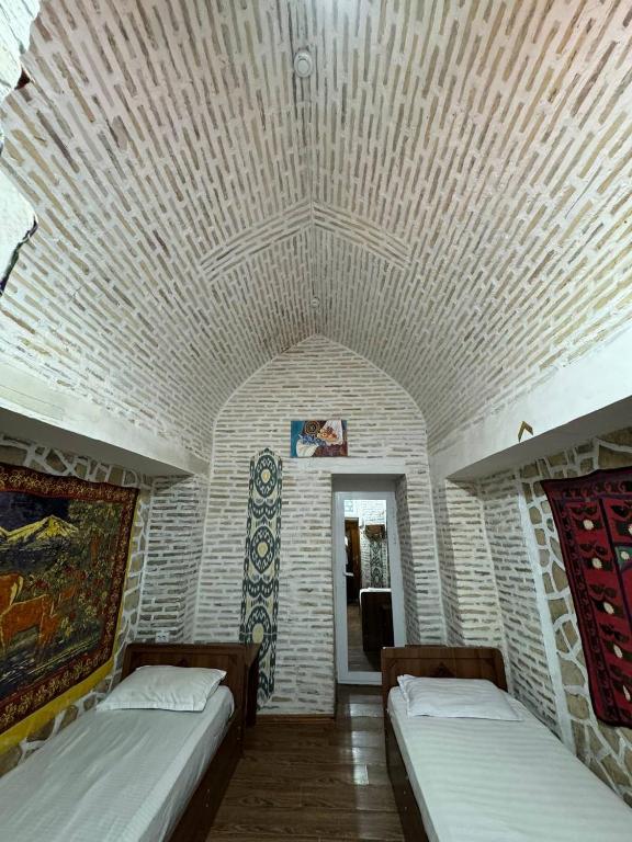 Ohun Caravan Sarai