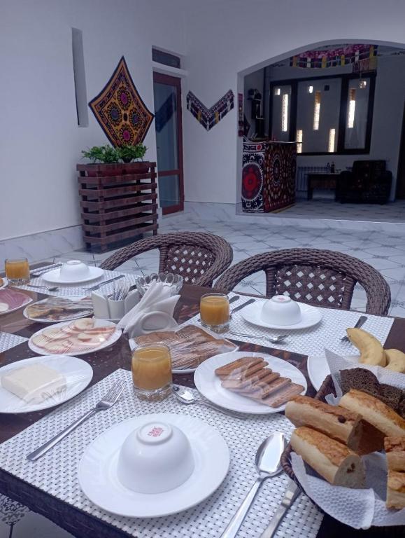 Suzani Art National House