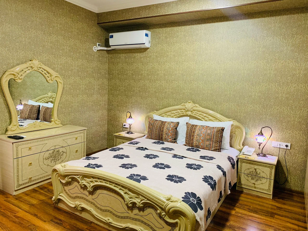 Rangrez Hotel