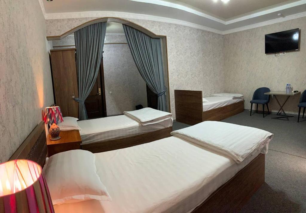Chinor plus hotel