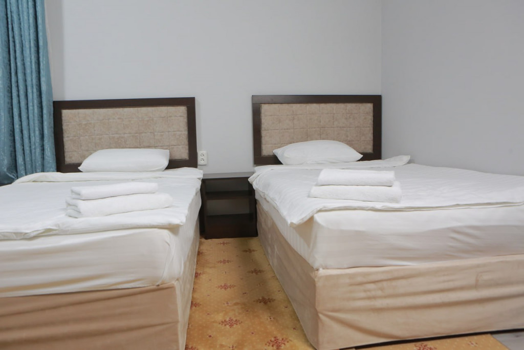 Saroylik Hotel