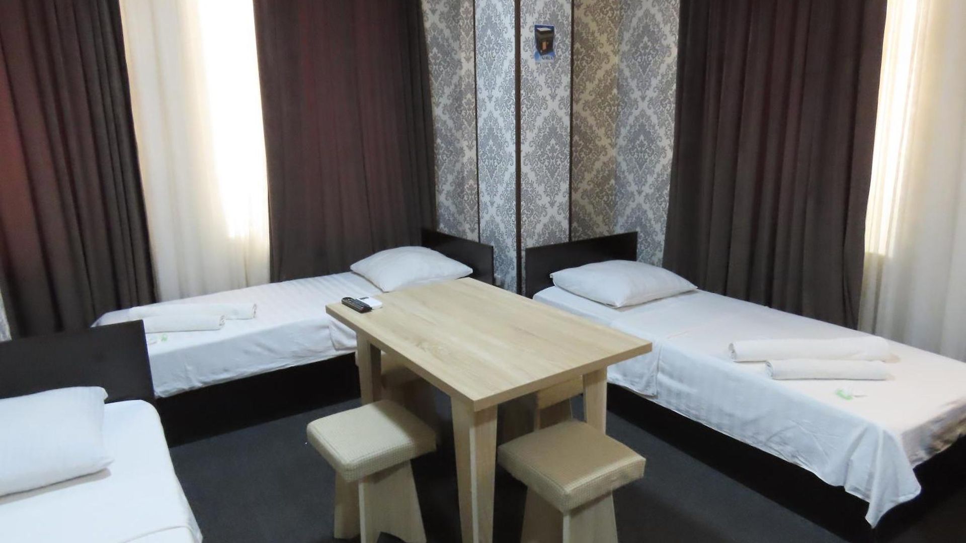 Zamona Hotel