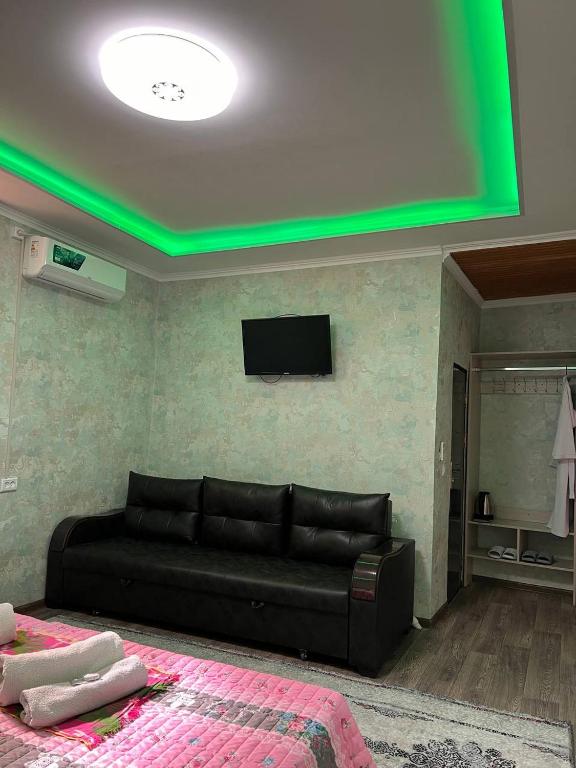Hotel Guest House GOLDEN DEGREZ