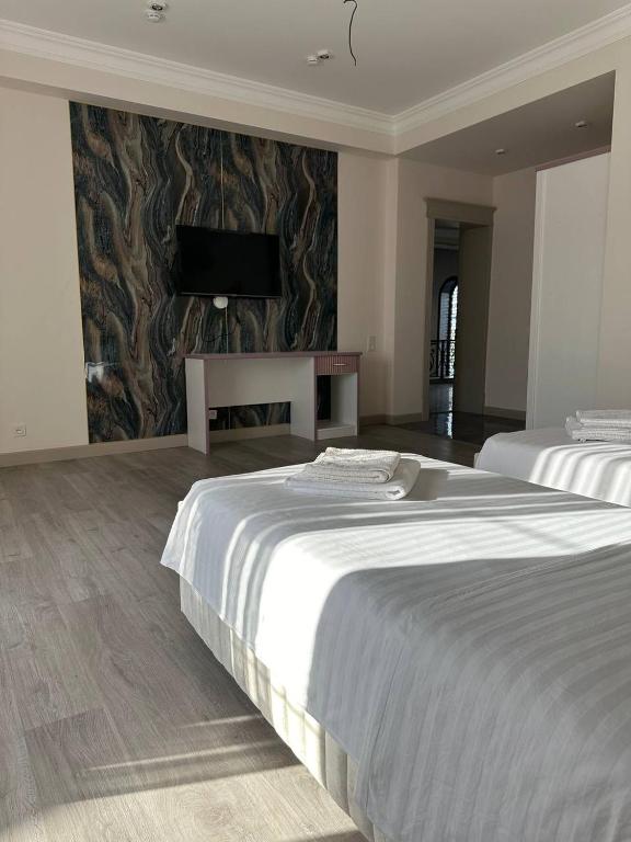 Nur Maskan Hotel