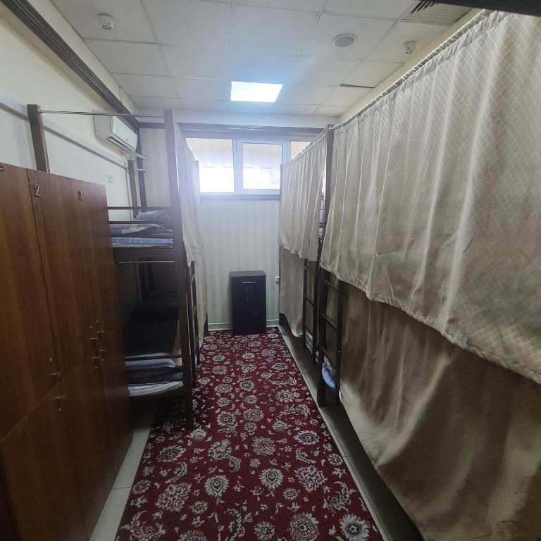 Algoritm Hostel