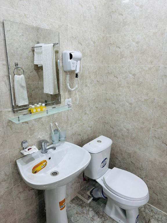 Art Inn Hotel