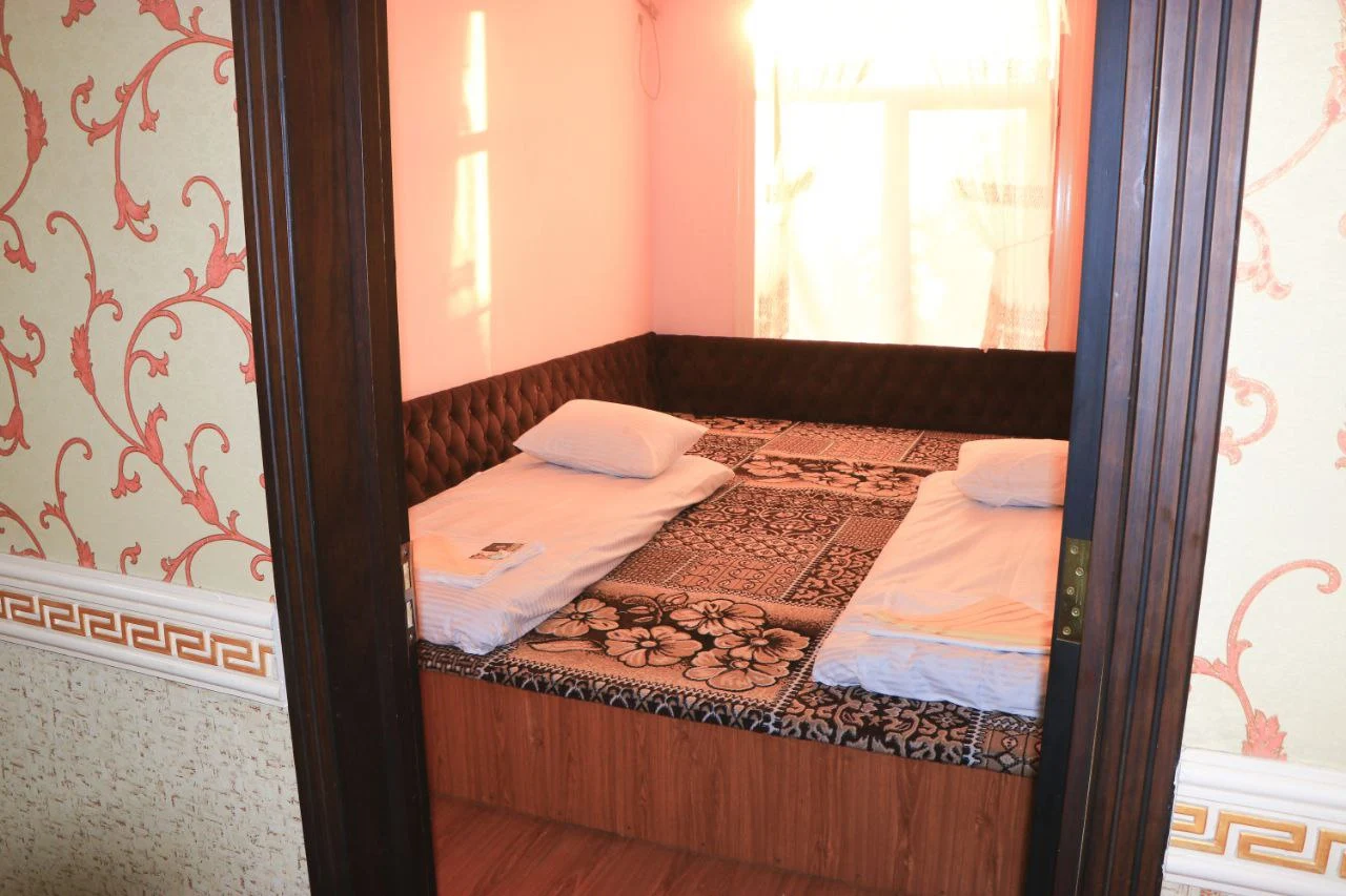 O'zbek Hotel