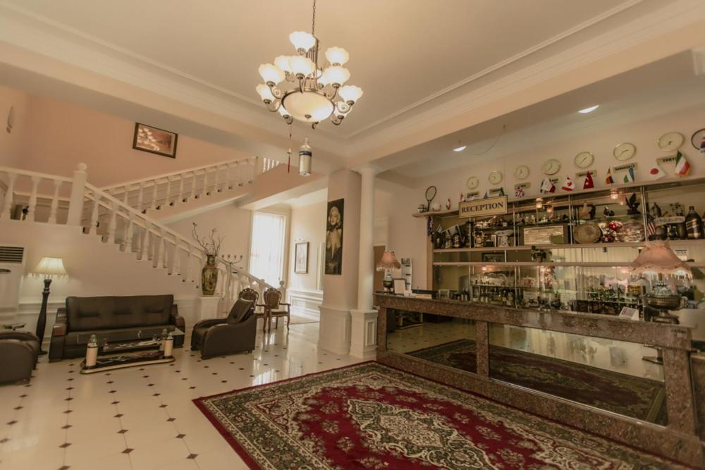 Konstantin Hotel