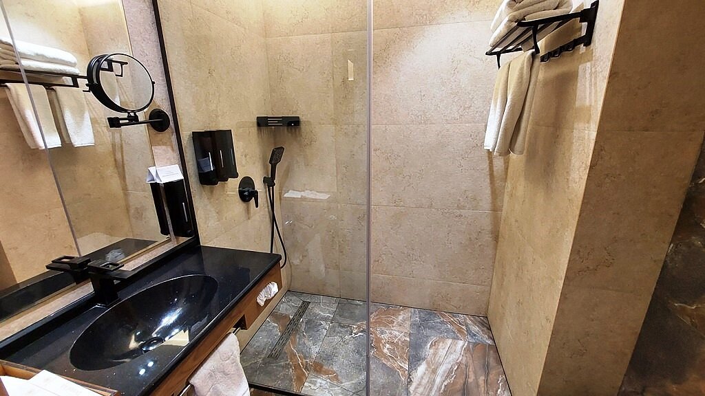 Kohinur Plaza Hotel & Spa