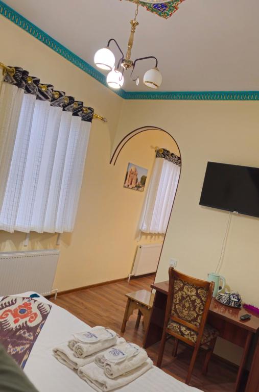 Eshoni Pir Hotel