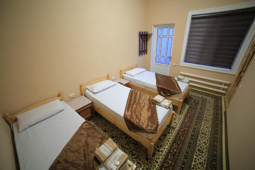 PARVIZ GUEST HOUSE
