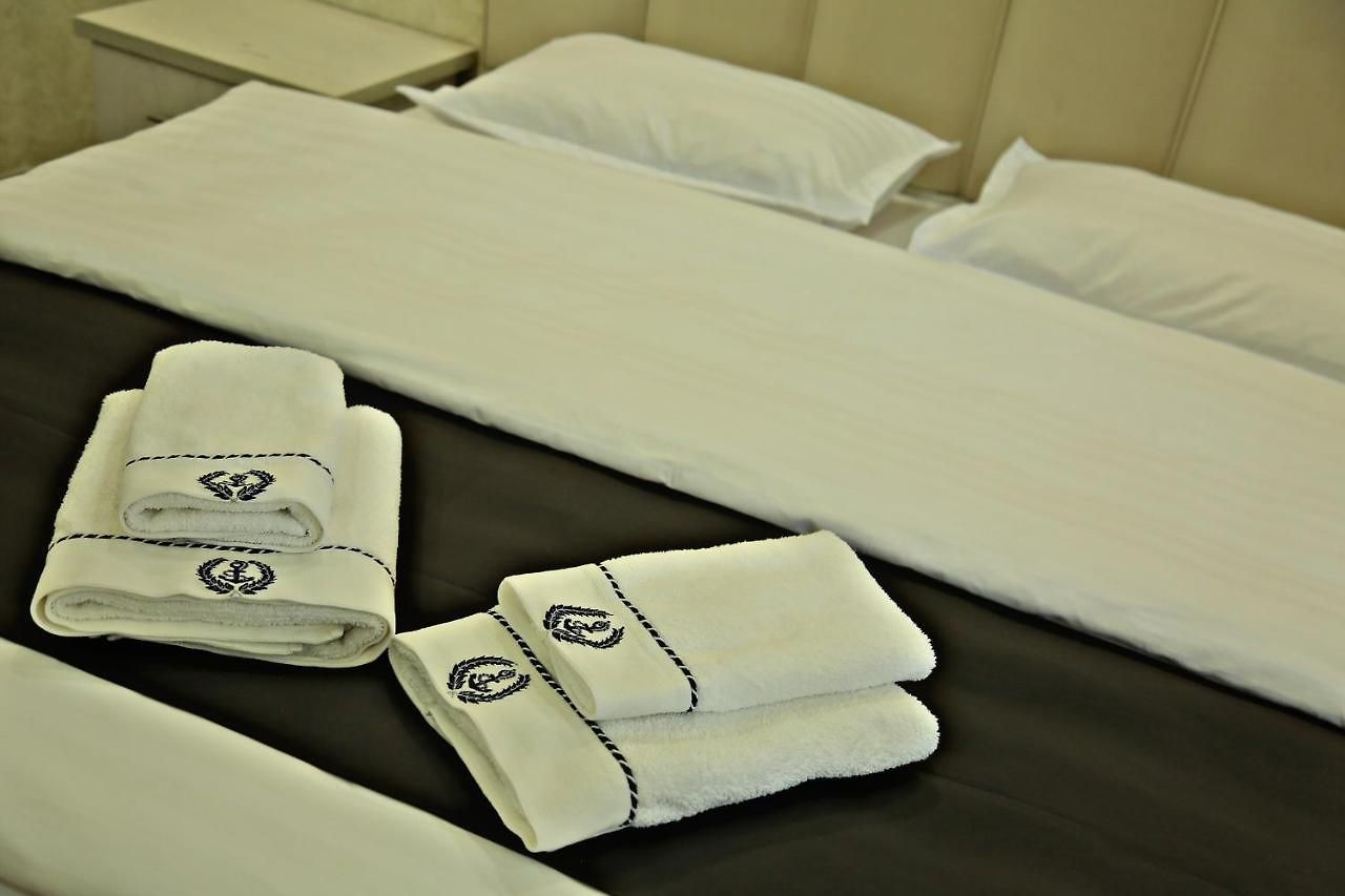 Hotel PARADISE