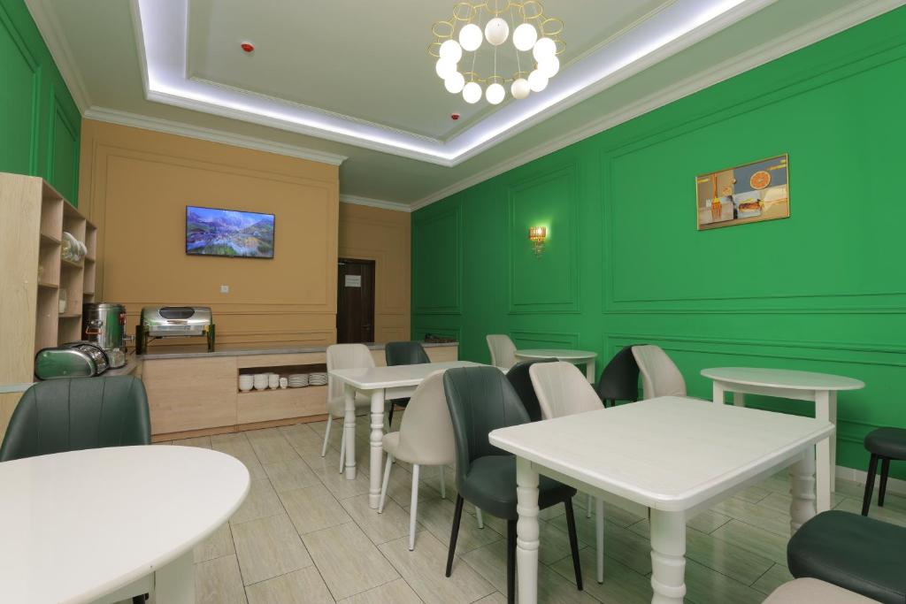 Resident Hotel