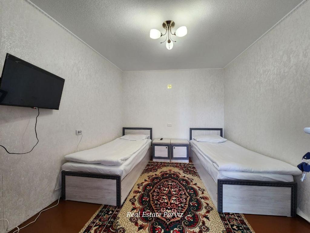 Backpackers House