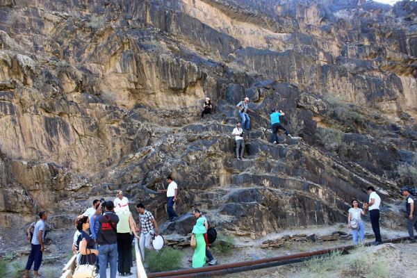 Sarmyshsai Gorge