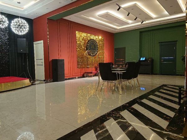 Mahizadem Restaurant