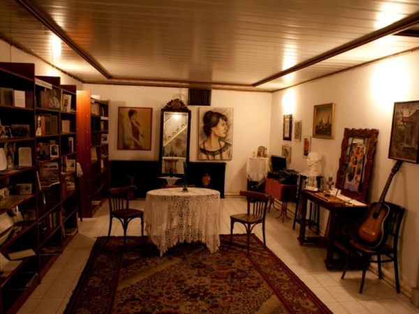 A.A. Akhmatova Club Museum