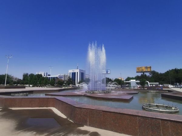 Bunyodkor Square