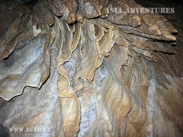 Zarkent cave