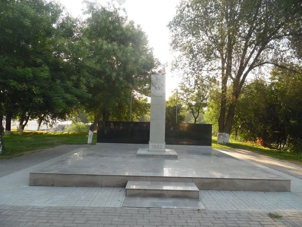 Monument to Poles interned in Uzbekistan during the war