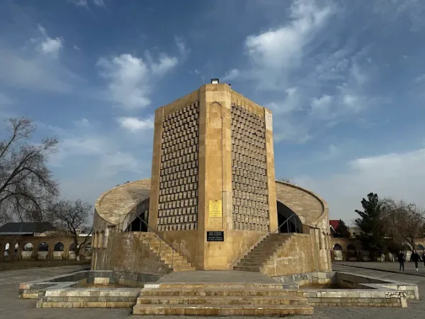 Chashma-Ayyub maqbarasi