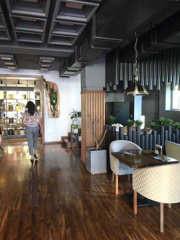 Pasternak Gastrobar Kovaleva va G'ulomova