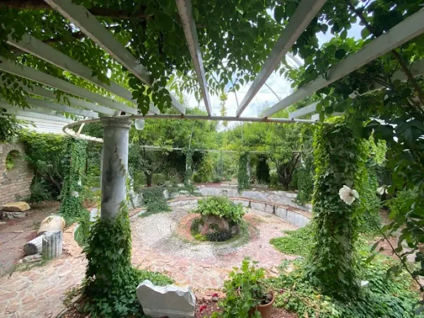 UZUMFERMER Family Winery