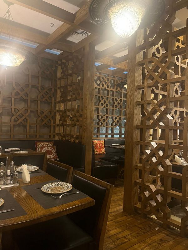 Afsona Restaurant