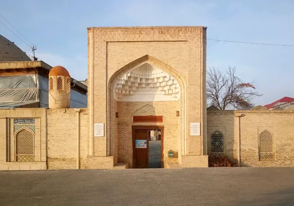 Khalifa Hudoydod Complex