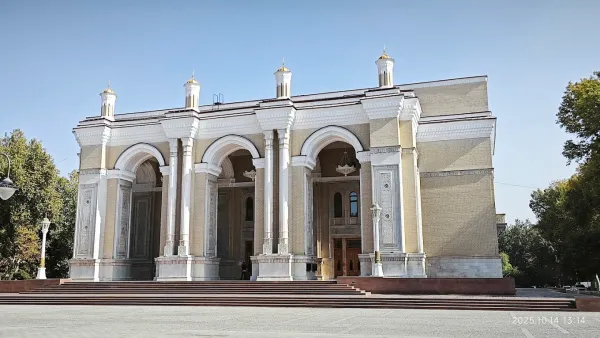 Alisher Navoi Theater