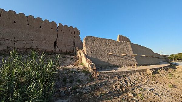 Dichan-Qal'a shahar devori