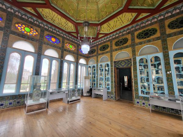 Sitorai Mokhi Khosa Palace