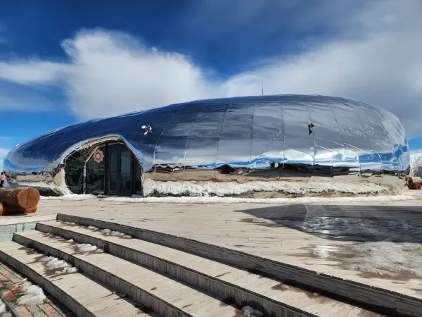 2290 | Restaurant • Bar • Terrace